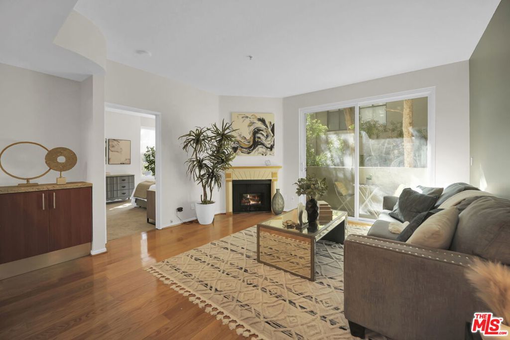 620 S Gramercy Place 135 Property Photo 1