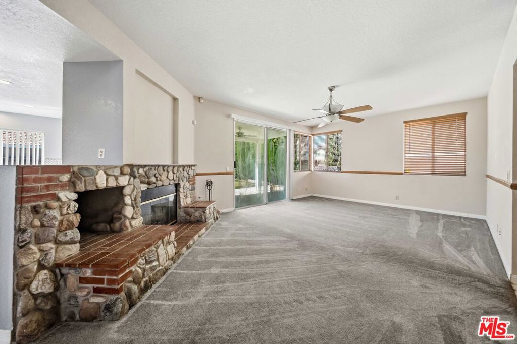 44333 Shad Street Property Photo 8