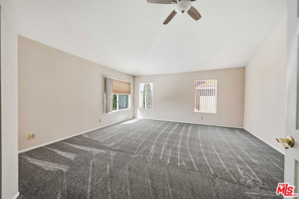 44333 Shad Street Property Photo 14