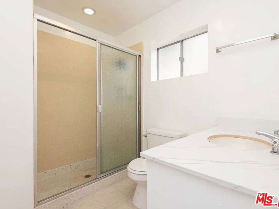 2819 Pacific View Trail A+b Property Photo 4