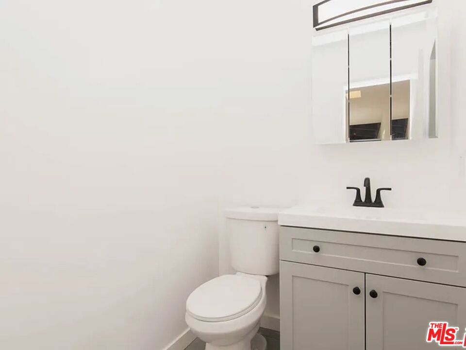 2819 Pacific View Trail A+b Property Photo 5