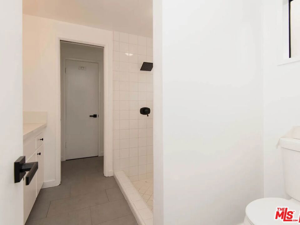 2819 Pacific View Trail A+b Property Photo 7