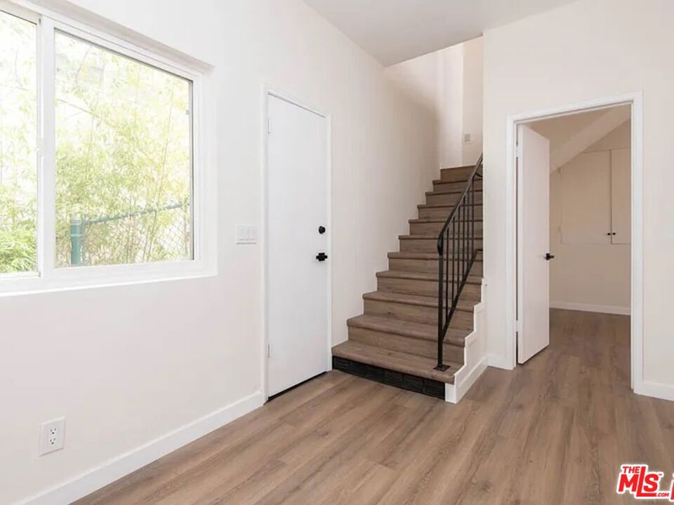2819 Pacific View Trail A+b Property Photo 12