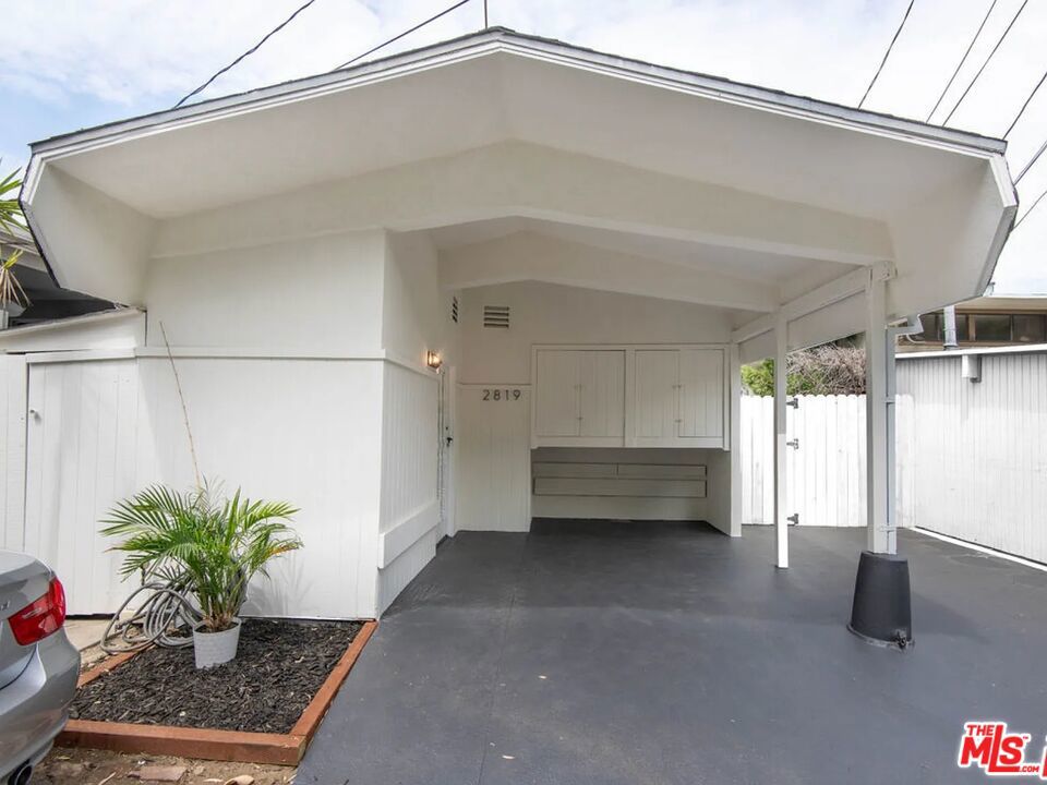 2819 Pacific View Trail A+b Property Photo 13