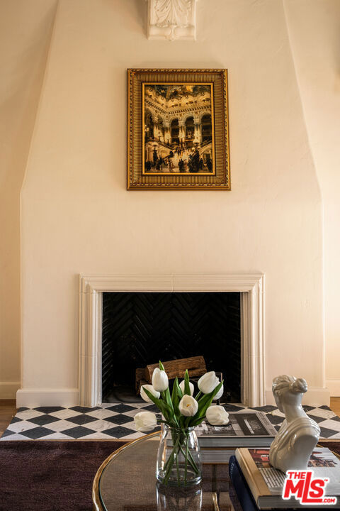 1208 S La Jolla Avenue Property Photo 8