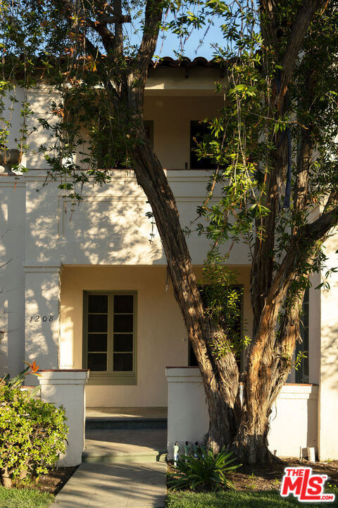 1208 S La Jolla Avenue Property Photo 51