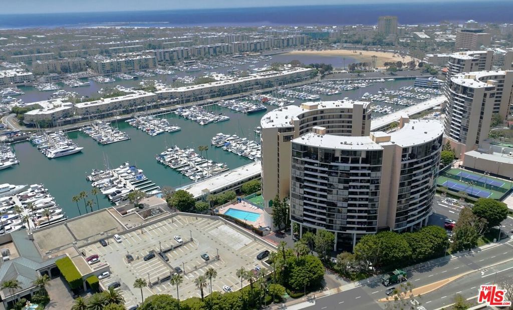 4337 Marina City Drive Ph43 Property Photo 1