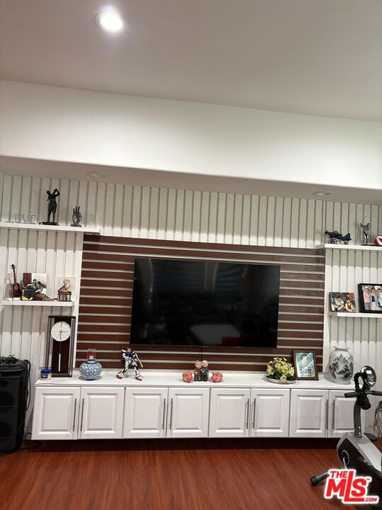338 Via Napoli Property Photo 4