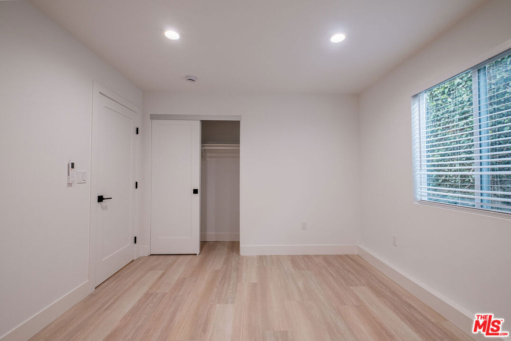 2107 Pullman Lane E Property Photo 21