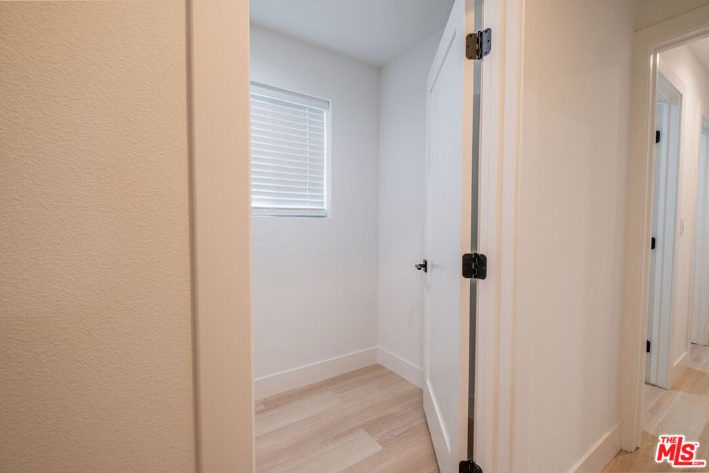 2107 Pullman Lane E Property Photo 24