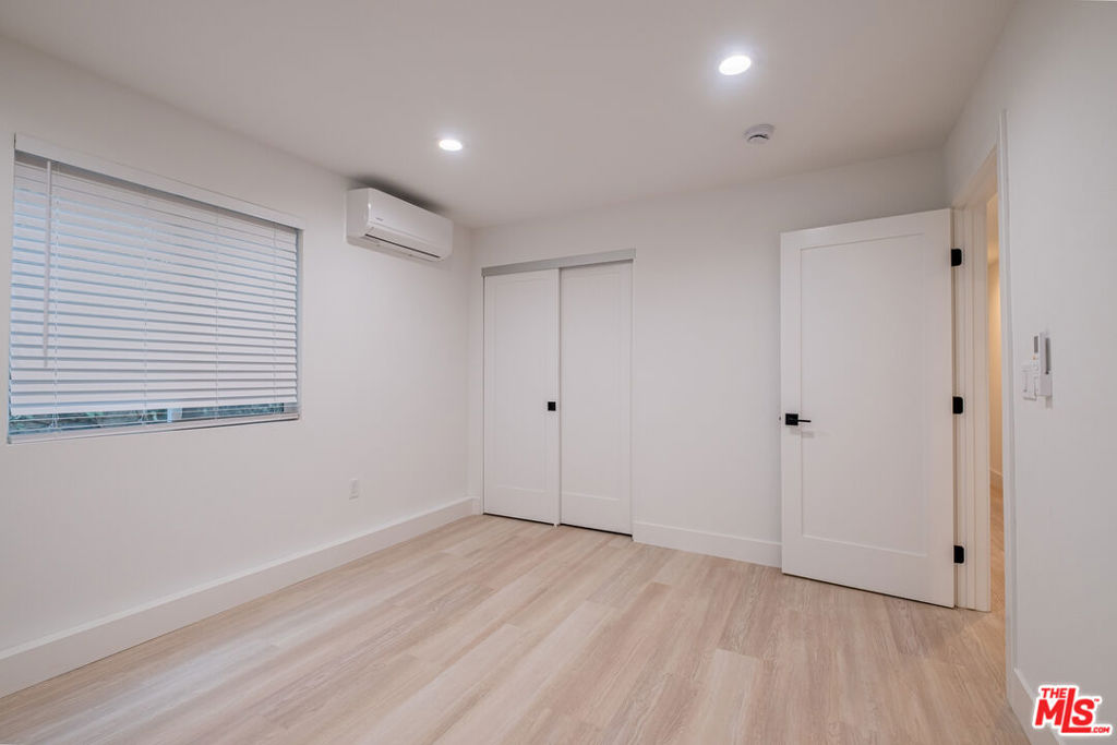 2107 Pullman Lane E Property Photo 30