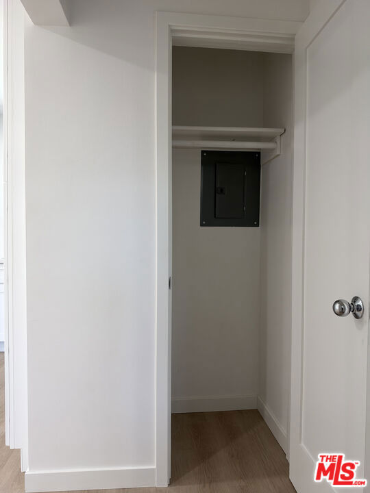 11500 Riverside Drive 4 Property Photo 14