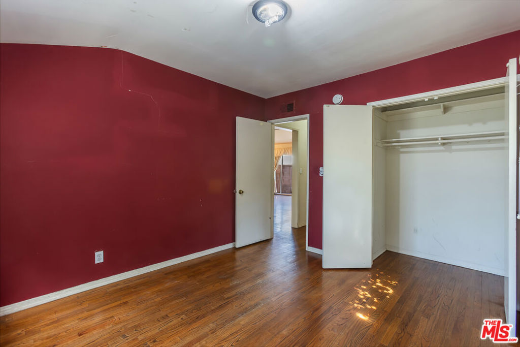 718 Valita Street Property Photo 18