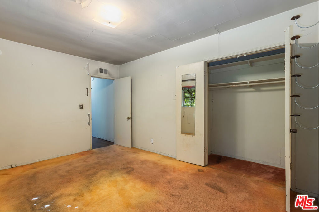 718 Valita Street Property Photo 19