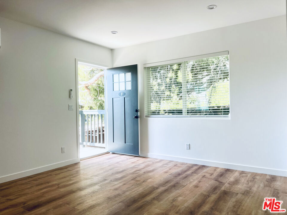 285 W Montecito Avenue F Property Photo 5