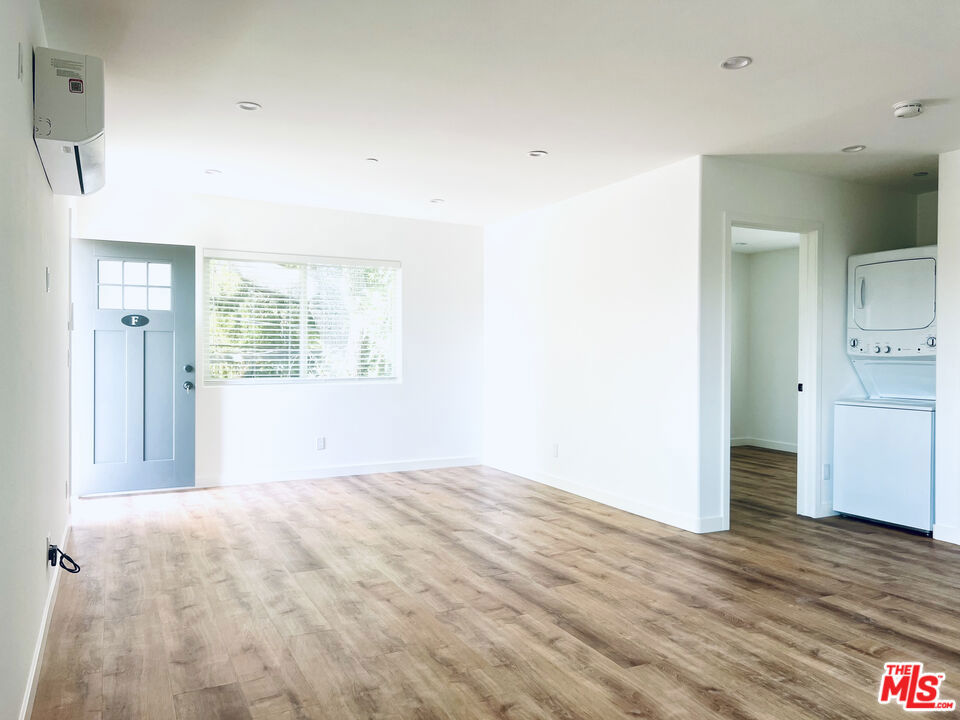 285 W Montecito Avenue F Property Photo 7