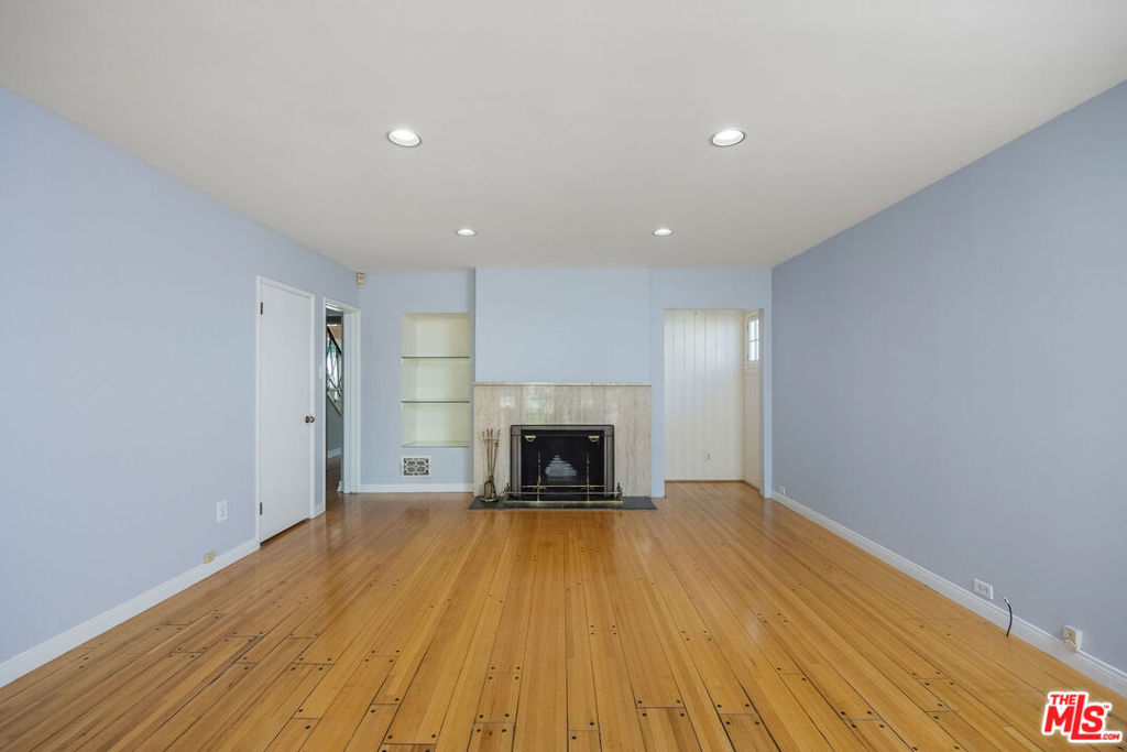 6527 Whitworth Drive Property Photo 23