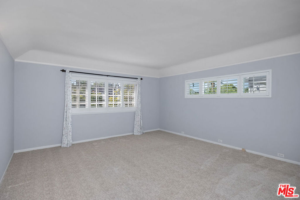 6527 Whitworth Drive Property Photo 30