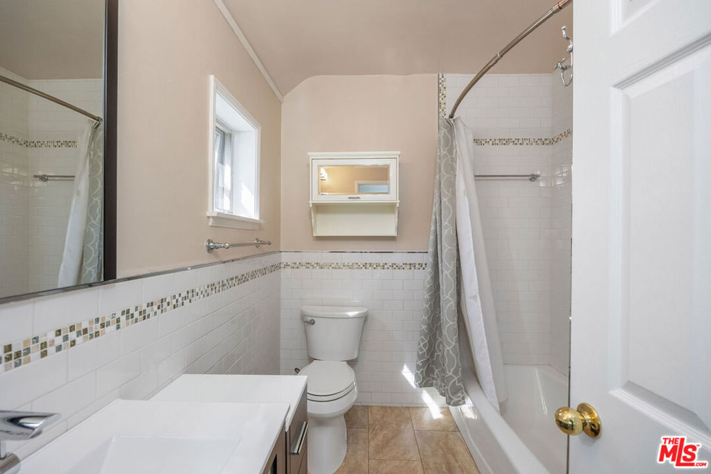 6527 Whitworth Drive Property Photo 38