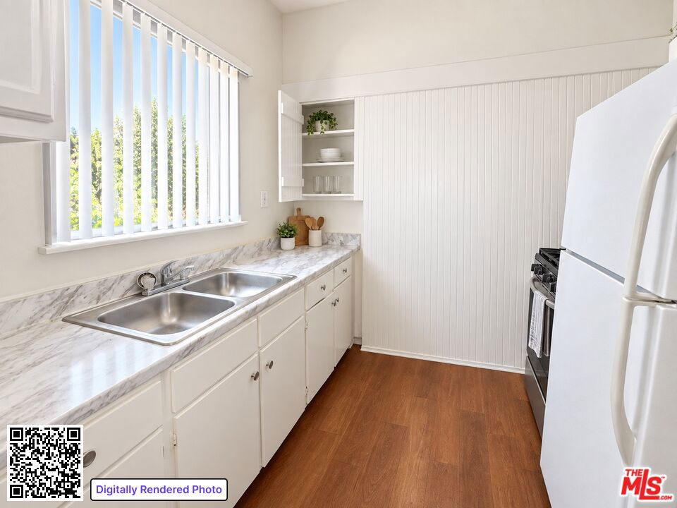 867 W 23rd Street 875 Property Photo 4