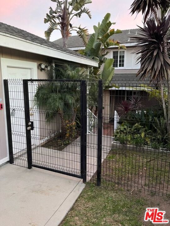 7830 W 83rd Street Property Photo 55