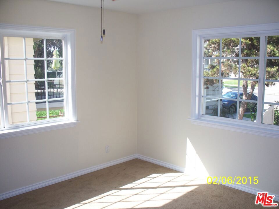 7830 W 83rd Street Property Photo 73