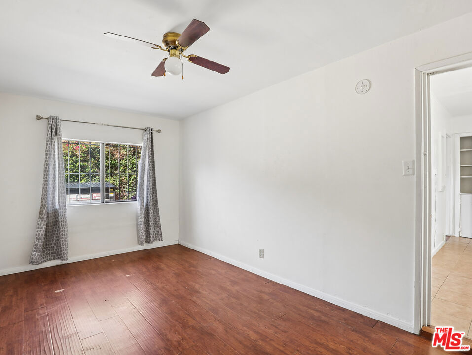 1236 N Gardner Street 1236 1/2 Property Photo 11