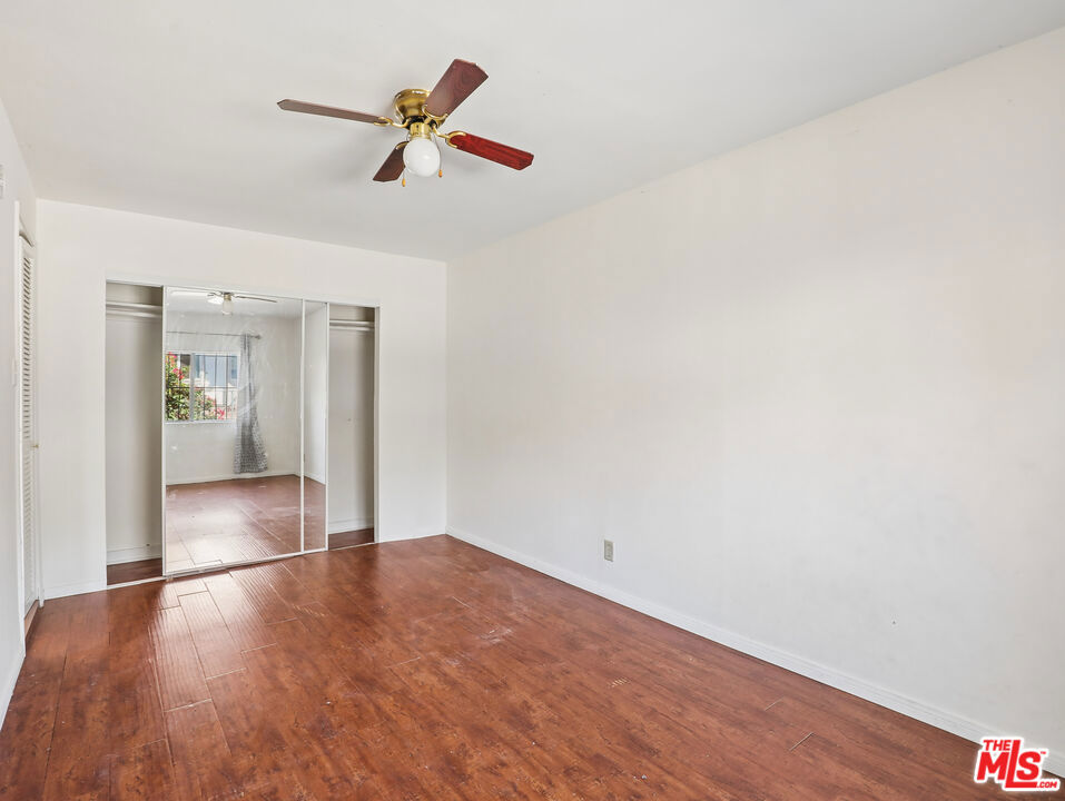 1236 N Gardner Street 1236 1/2 Property Photo 12