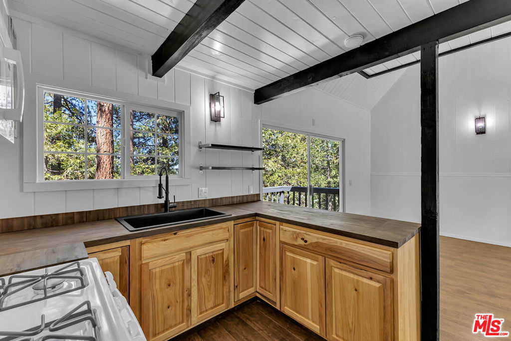 25167 Banning Idyllwild Road Property Photo 22