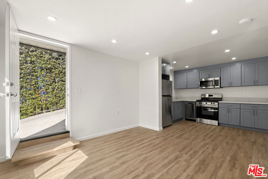8824 1/2 Harratt Street Property Photo 1