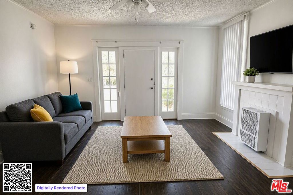 2126 S Oak Street 2134 Property Photo 1
