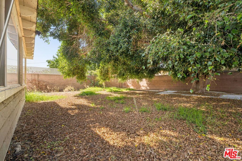 419 S Laxore Street Property Photo 40