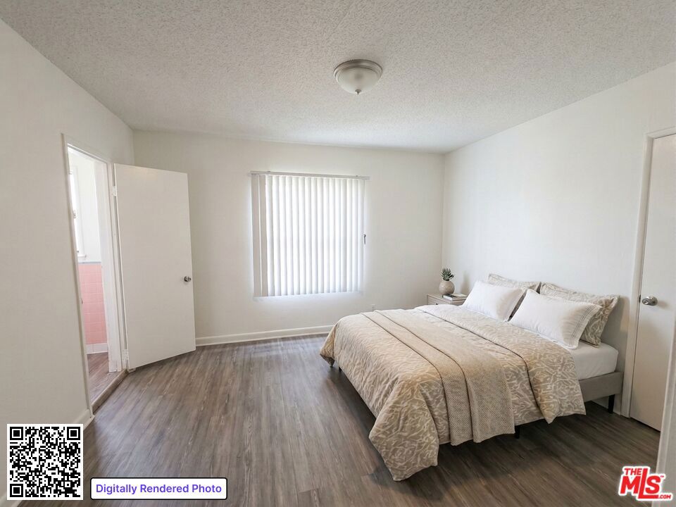 1208 W Adams Boulevard 19 Property Photo 2