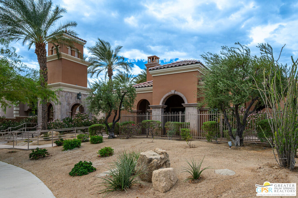 110 Via Palermo Property Photo 45