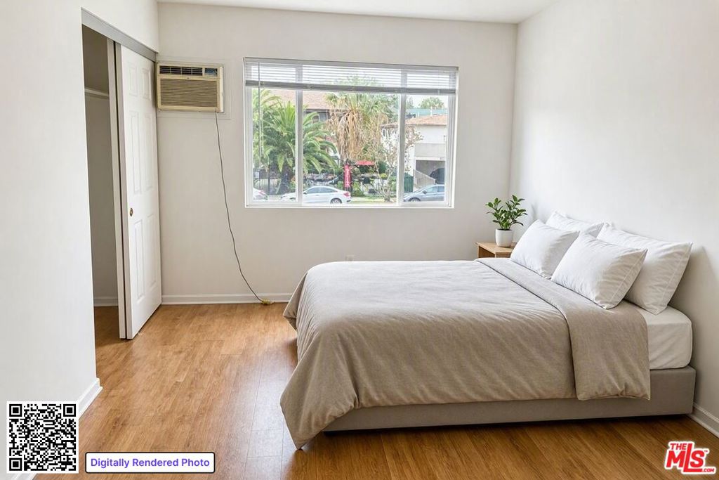 1211 W 28th Street 12 Property Photo 3