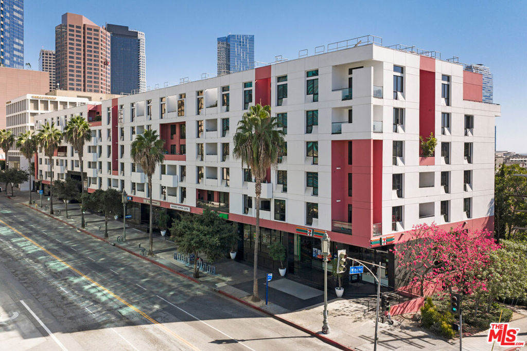 1234 Wilshire Boulevard 115 Property Photo 1