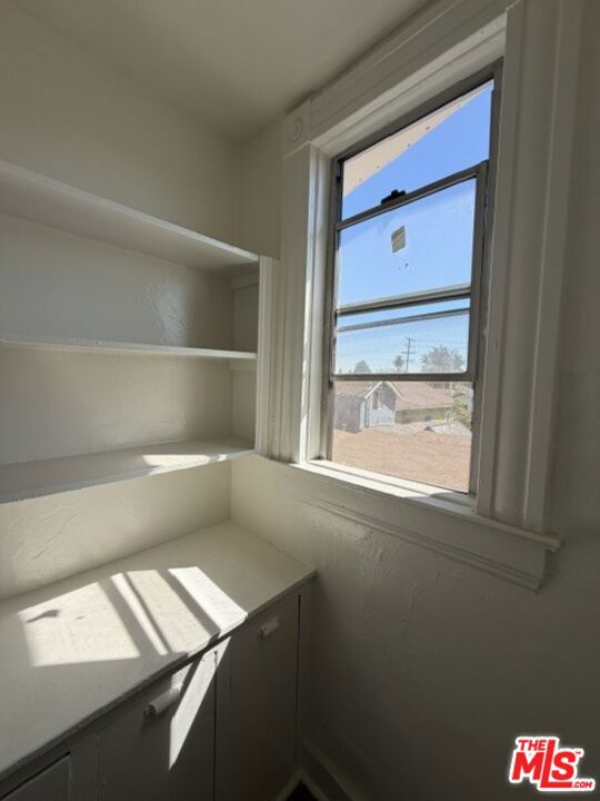 1373 E 23rd Street Property Photo 25