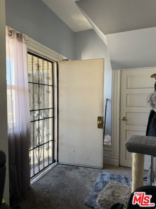 1373 E 23rd Street Property Photo 28