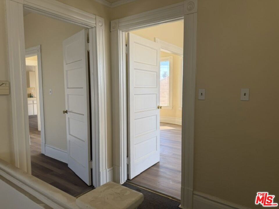 1373 E 23rd Street Property Photo 50