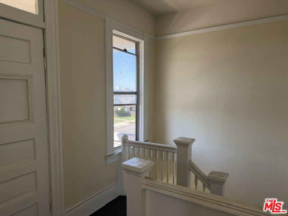 1373 E 23rd Street Property Photo 51