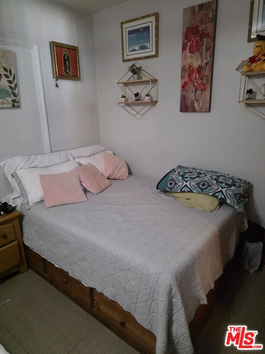 2470 Pasadena Avenue Property Photo 4