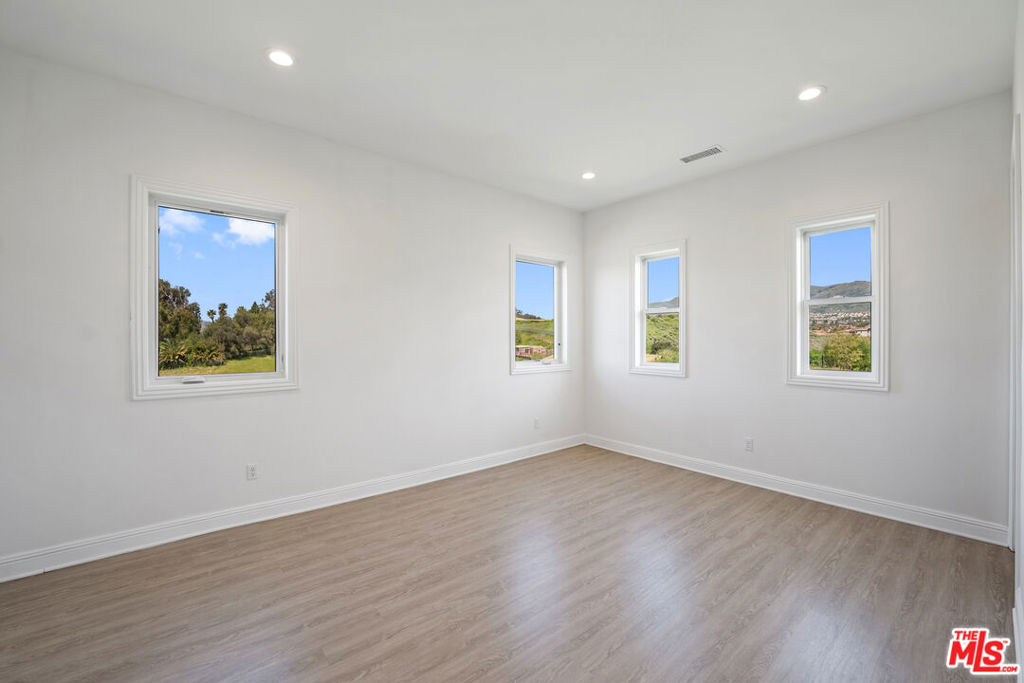 10615 Wood Briar Court Property Photo 27