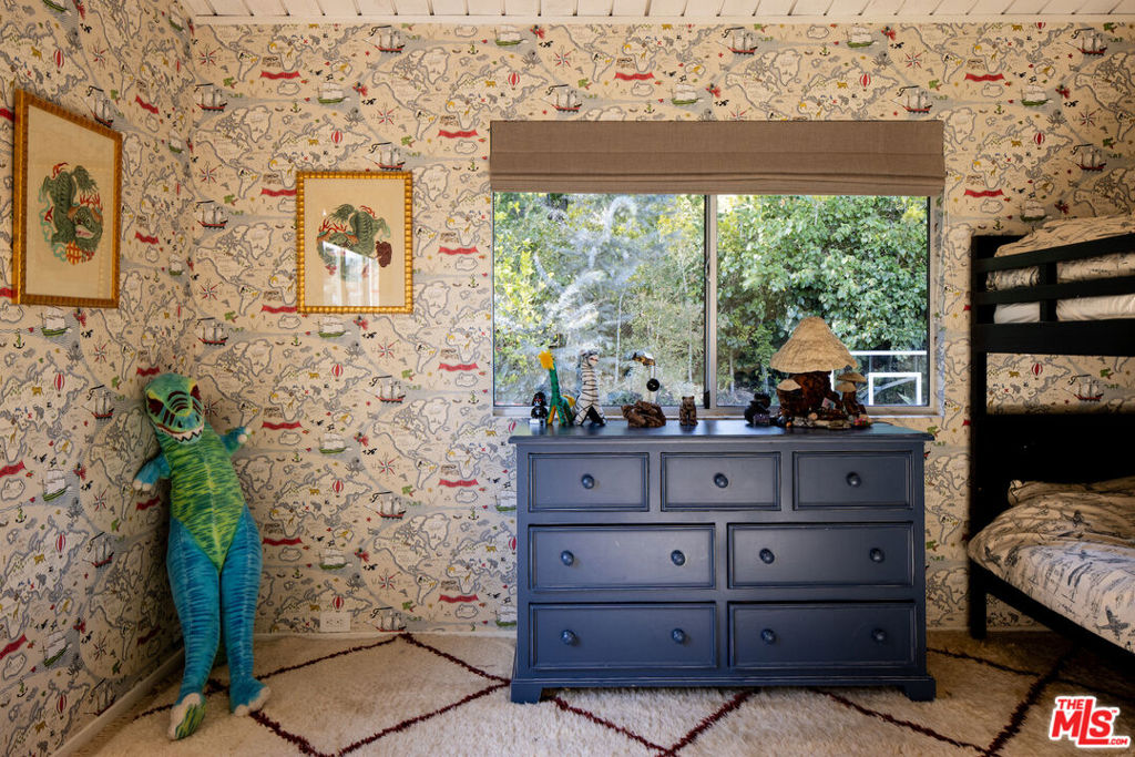 2419 Banyan Drive Property Photo 11