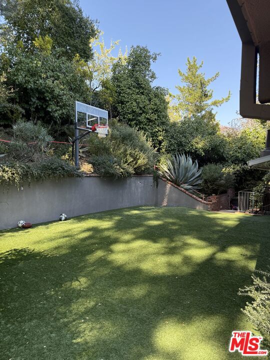 2419 Banyan Drive Property Photo 16