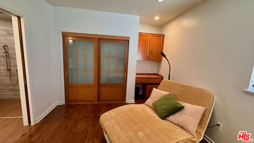 2111 S Beverly Glen Boulevard Ph2 Property Photo 13