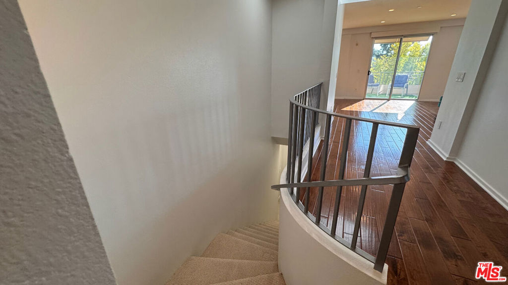 2111 S Beverly Glen Boulevard Ph2 Property Photo 22