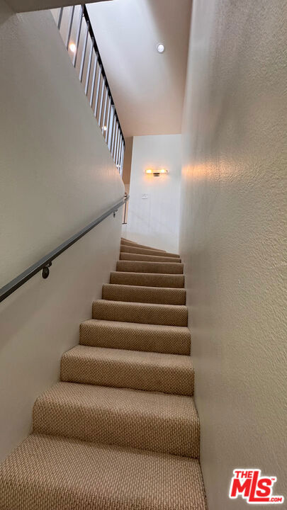 2111 S Beverly Glen Boulevard Ph2 Property Photo 23