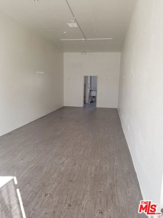 5281 W Pico Boulevard Property Photo 5