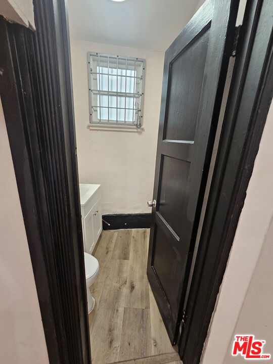 5281 W Pico Boulevard Property Photo 8