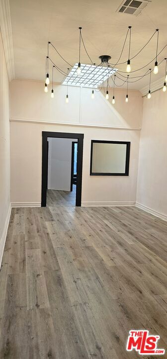 5281 W Pico Boulevard Property Photo 9